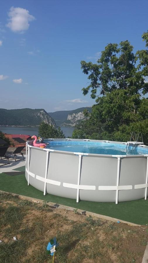 Casa De Vacanta Maga Дубова Екстериор снимка